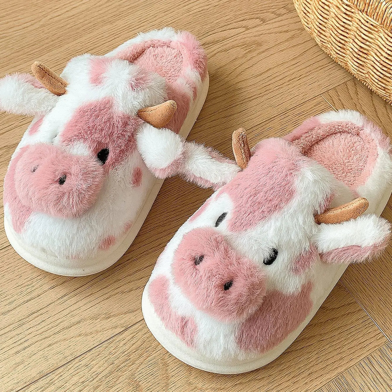 Cow Plush Slippers – Cute, Fluffy & Comfy